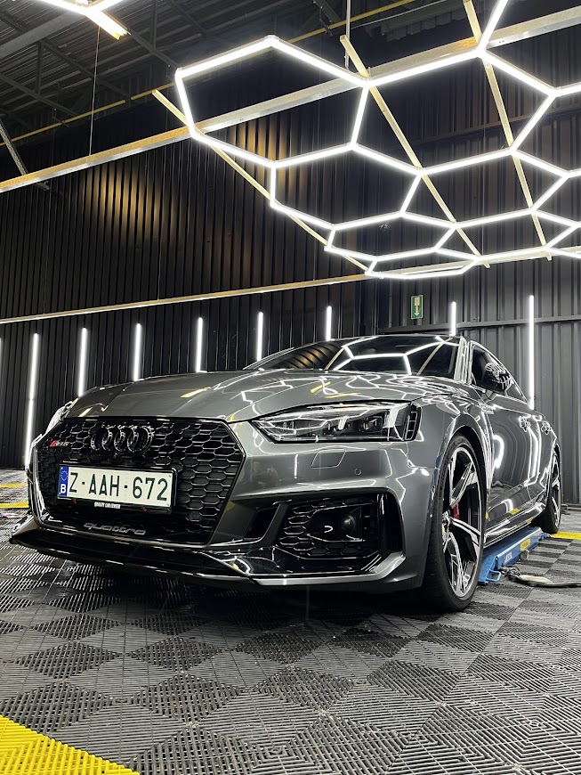Audi RS5